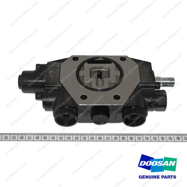 Block,Valve - Doosan Forklift Part 100201-00143