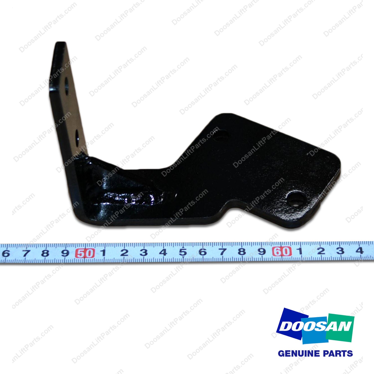 Bracket Assy;maf Sensor Mtg,D25S-7 - Doosan Forklift Part 110414-01019