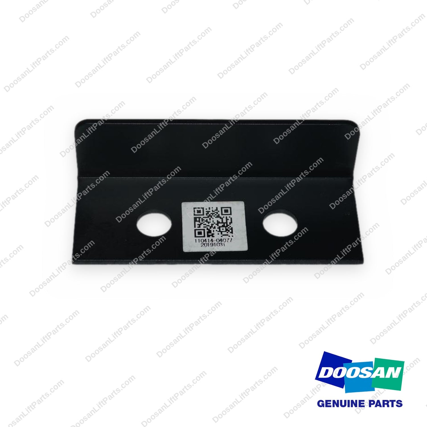 110414-04077 - Rubber Cover Cylinder Mounting Bracket - OEM Doosan Daewoo Bobcat