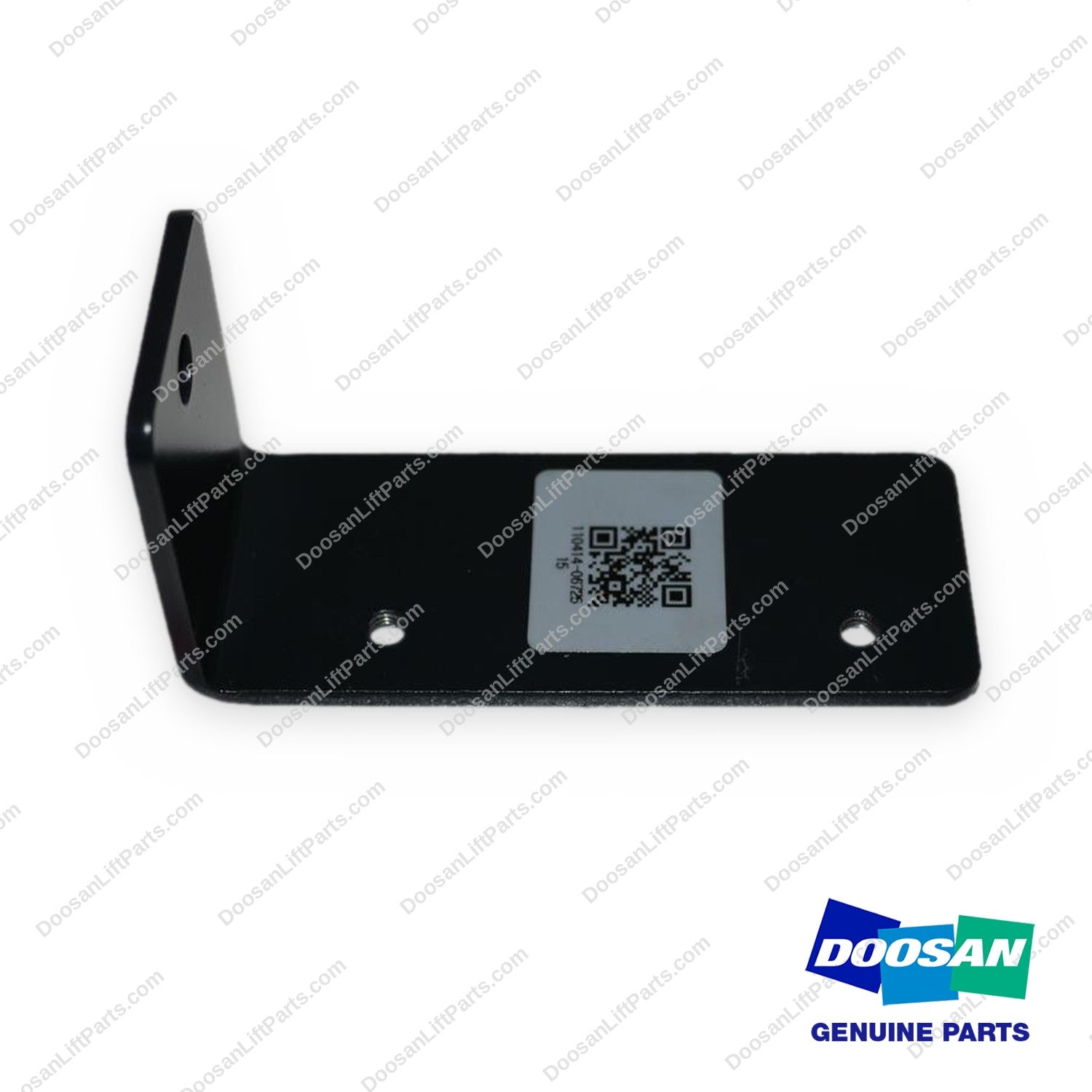 110414-06725 - D25S-9 A/c Relay Mounting Bracket - OEM Doosan Daewoo Bobcat