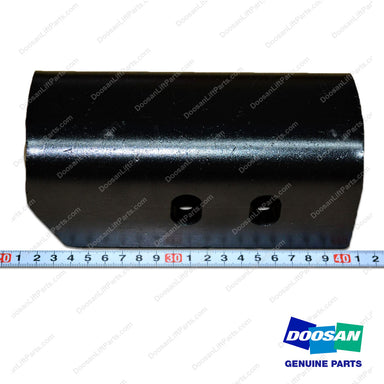 Bracket,Engine Mounting;lh E/G Mtg - Doosan Forklift Part 110427-00005