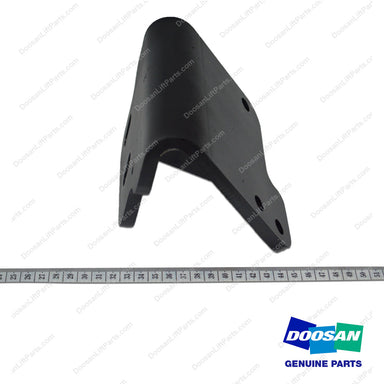 Bracket ASSY,Engine Mounting;rh - Doosan Forklift Part 110427-00673