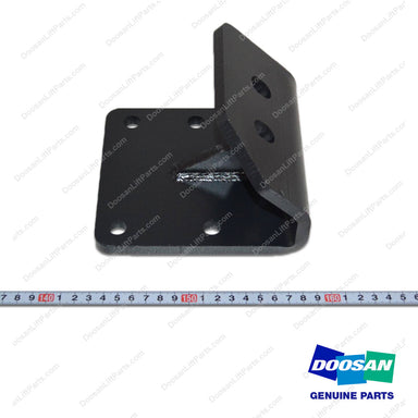 Bracket ASSY,Engine;kubota T4I,LH - Doosan Forklift Part 110427-00289