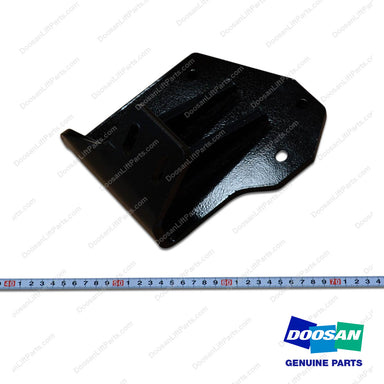Bracket ASSY,Engine Mounting;lh - Doosan Forklift Part 110427-00358