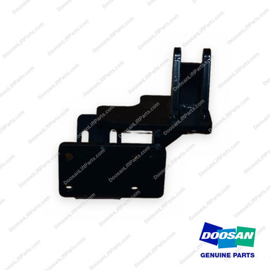 110427-00695 - Engine Mounting Bracket Assembly - OEM Doosan Daewoo Bobcat