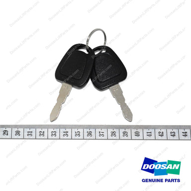 Key Set;key NO.02 - Doosan Forklift Part 110702-00024