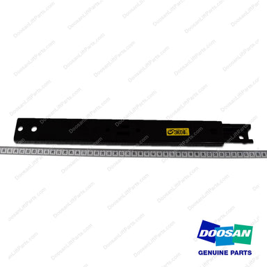 Guide Assy;rail,W/O Lever - Doosan Forklift Part 110922-00205