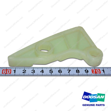 Guide,CHAIN;HMC2.4L Oil Pump - Doosan Forklift Part 110922-00387