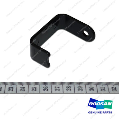 Sheeve Guide ASSY - Doosan Forklift Part 110922-00518