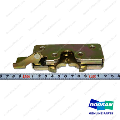 Latch Assy;hood, DV180S-7 - Doosan Forklift Part 110933-00015