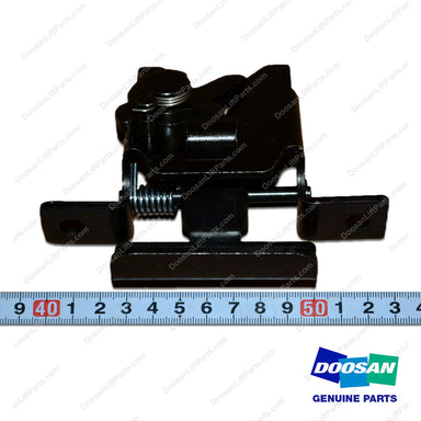 Latch ASSY - Doosan Forklift Part 110933-00065