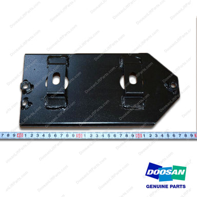 Tray ASSY;GC15S,HMC2.4L,T3 - Doosan Forklift Part 110961-00149