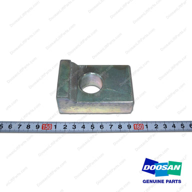 Clamp;wheel, Rear - Doosan Forklift Part 120203-00330