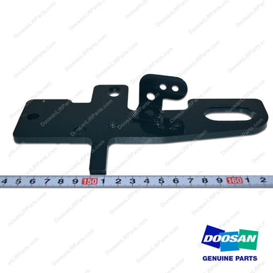 Hook;engine,Kubota,T-4,INT,EG - Doosan Forklift Part 120404-00199