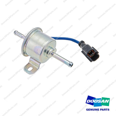 129612-52100 - Fuel Feed Pump Assembly - photo 2 - genuine Doosan / Bobcat forklift part
