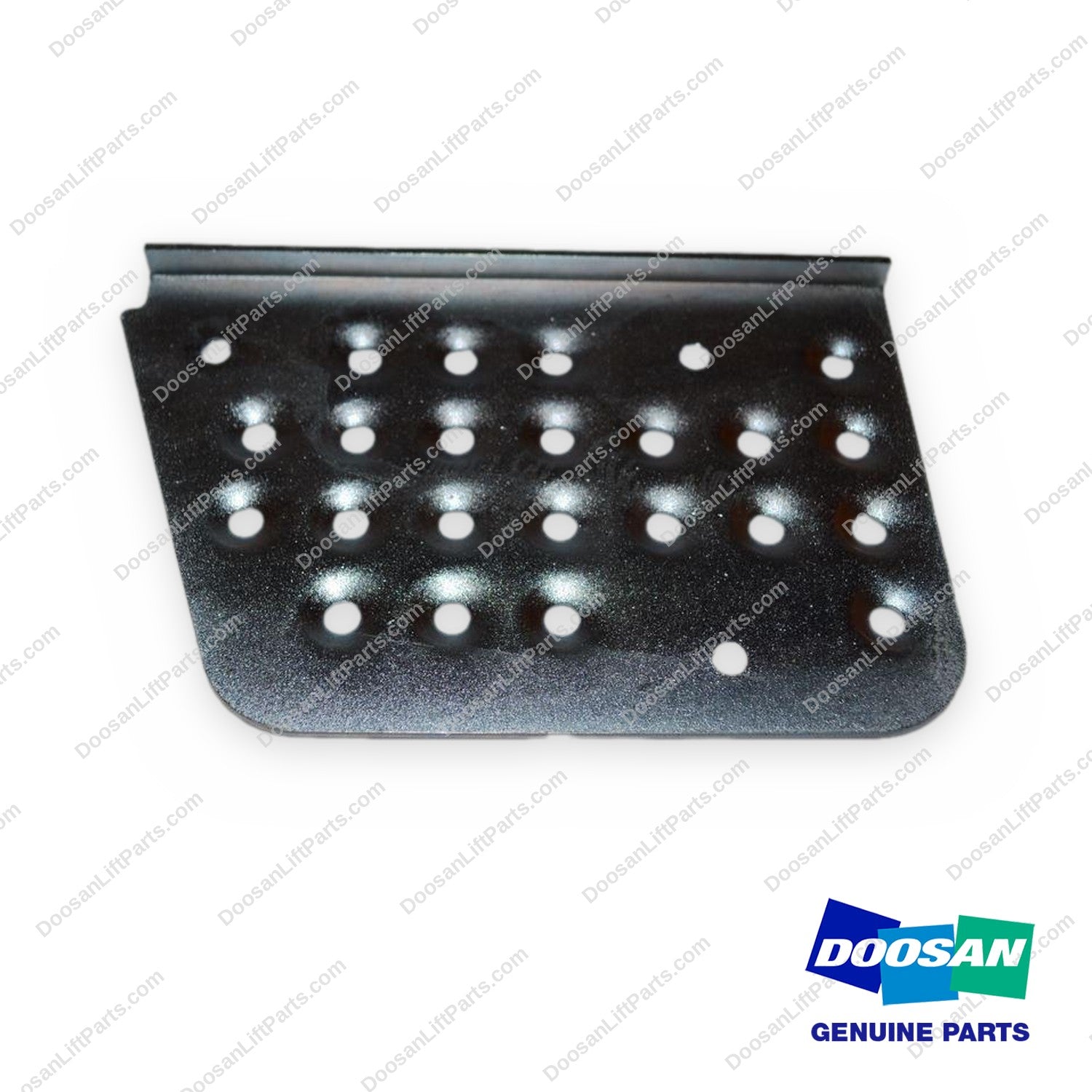 250128-00020A - RH Step Plate - OEM Doosan Daewoo Bobcat