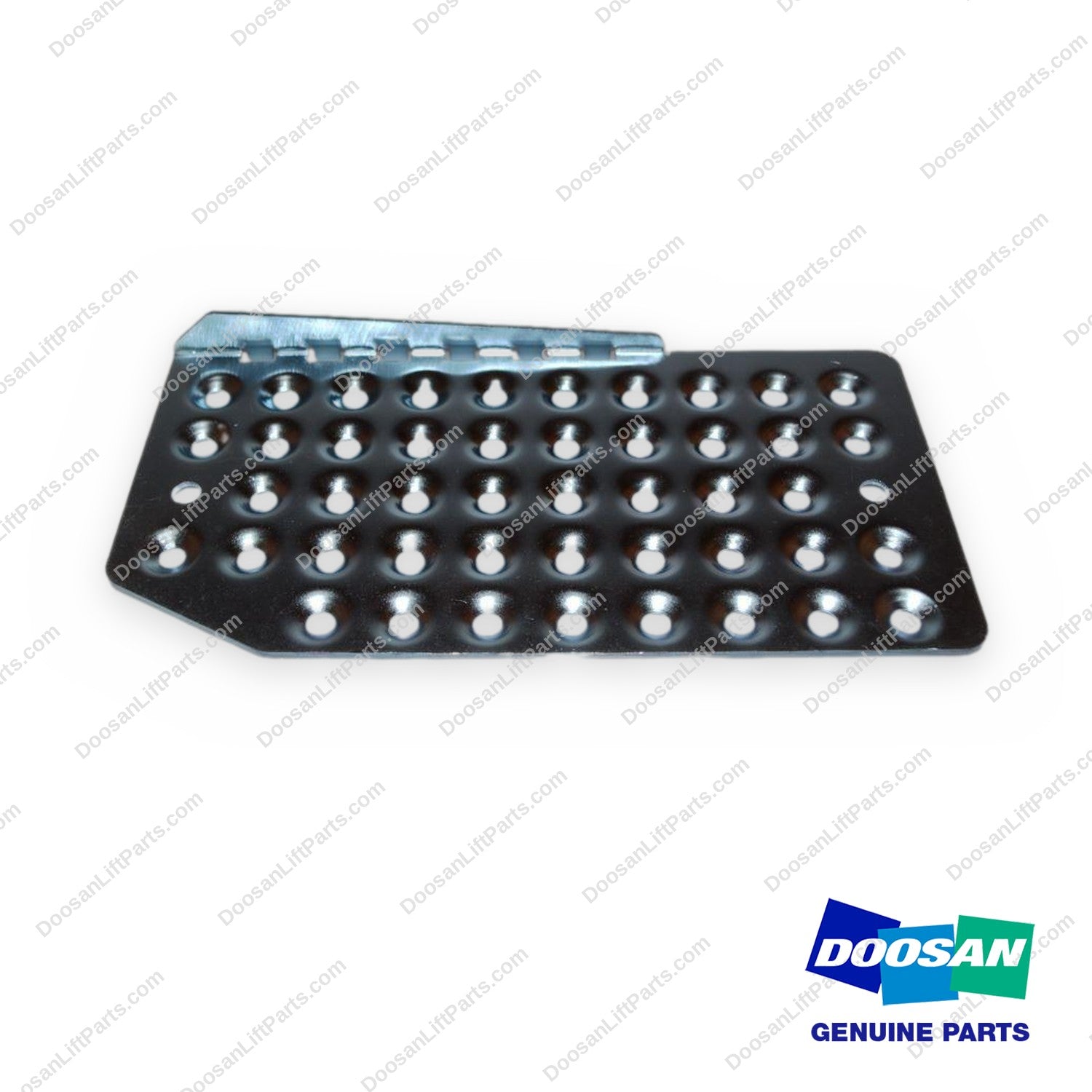 250128-00330 - LH (B22/35X-7) Step Plate - OEM Doosan Daewoo Bobcat