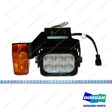 Lamp ASSY,Head;rh,LED,with Turn Sig - Doosan Forklift Part 301005-00213