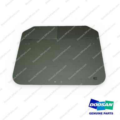 500119-00077 - Rear Glass - OEM Doosan Daewoo Bobcat