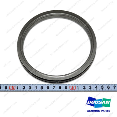 Seal,Oil;rear - Doosan Forklift Part 65.01510-0037