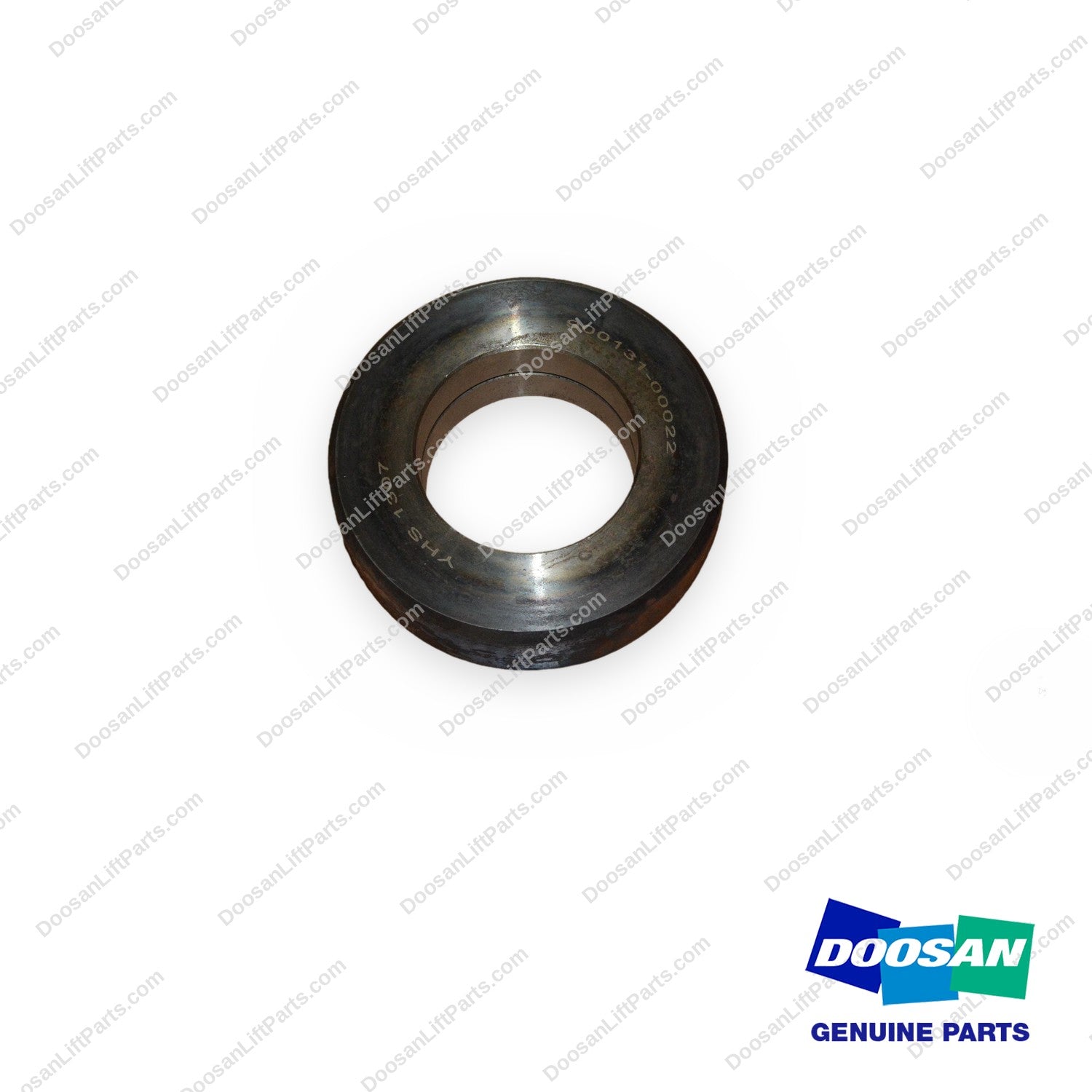 900131-00022 - Front End Roller - OEM Doosan Daewoo Bobcat