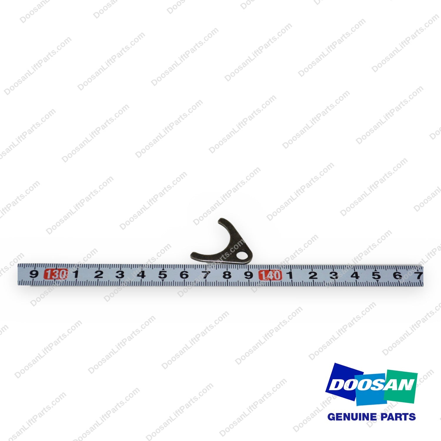 A138709 - Bracket - OEM Doosan Daewoo Bobcat