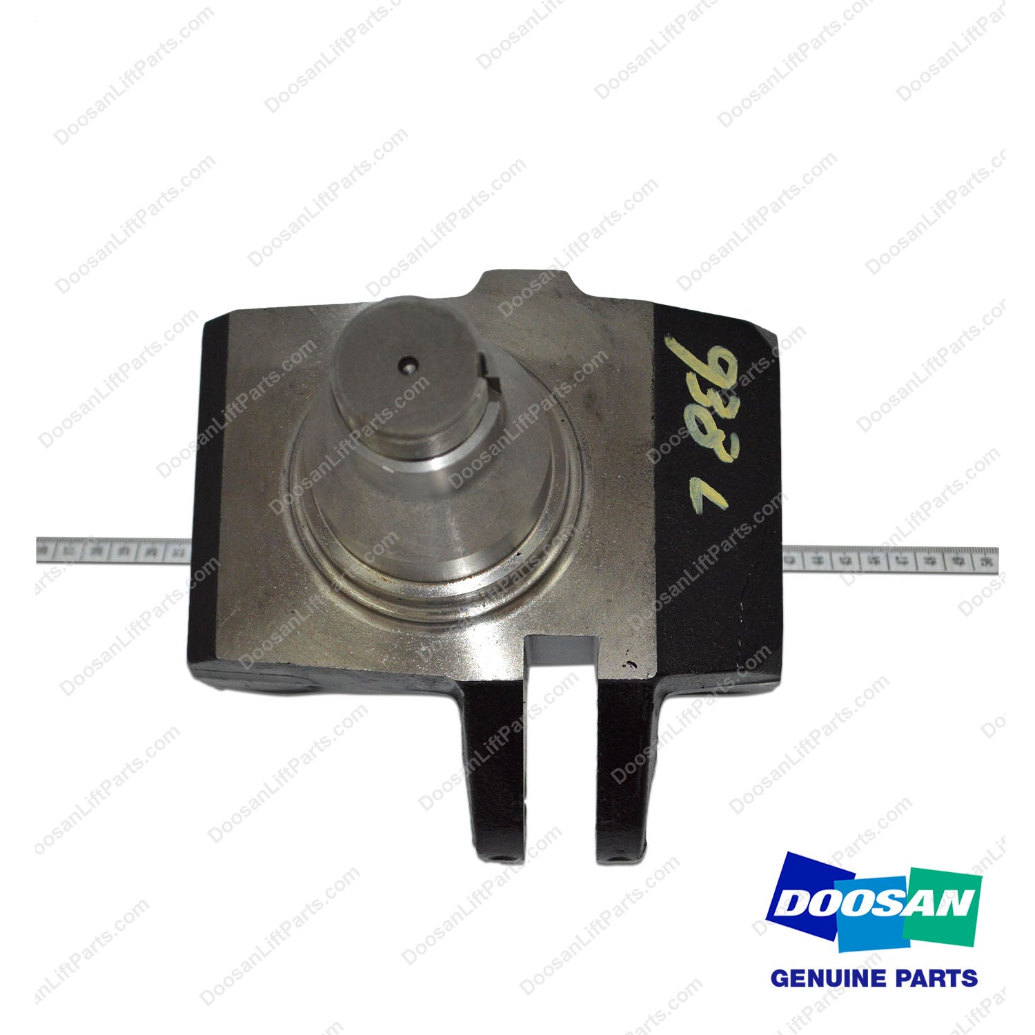 Knuckle Assy;(L.h) - Doosan Forklift Part A212938
