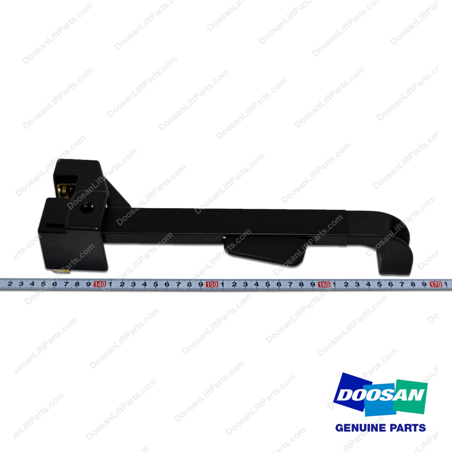 Handle;door Assembly - Doosan Forklift Part A381813