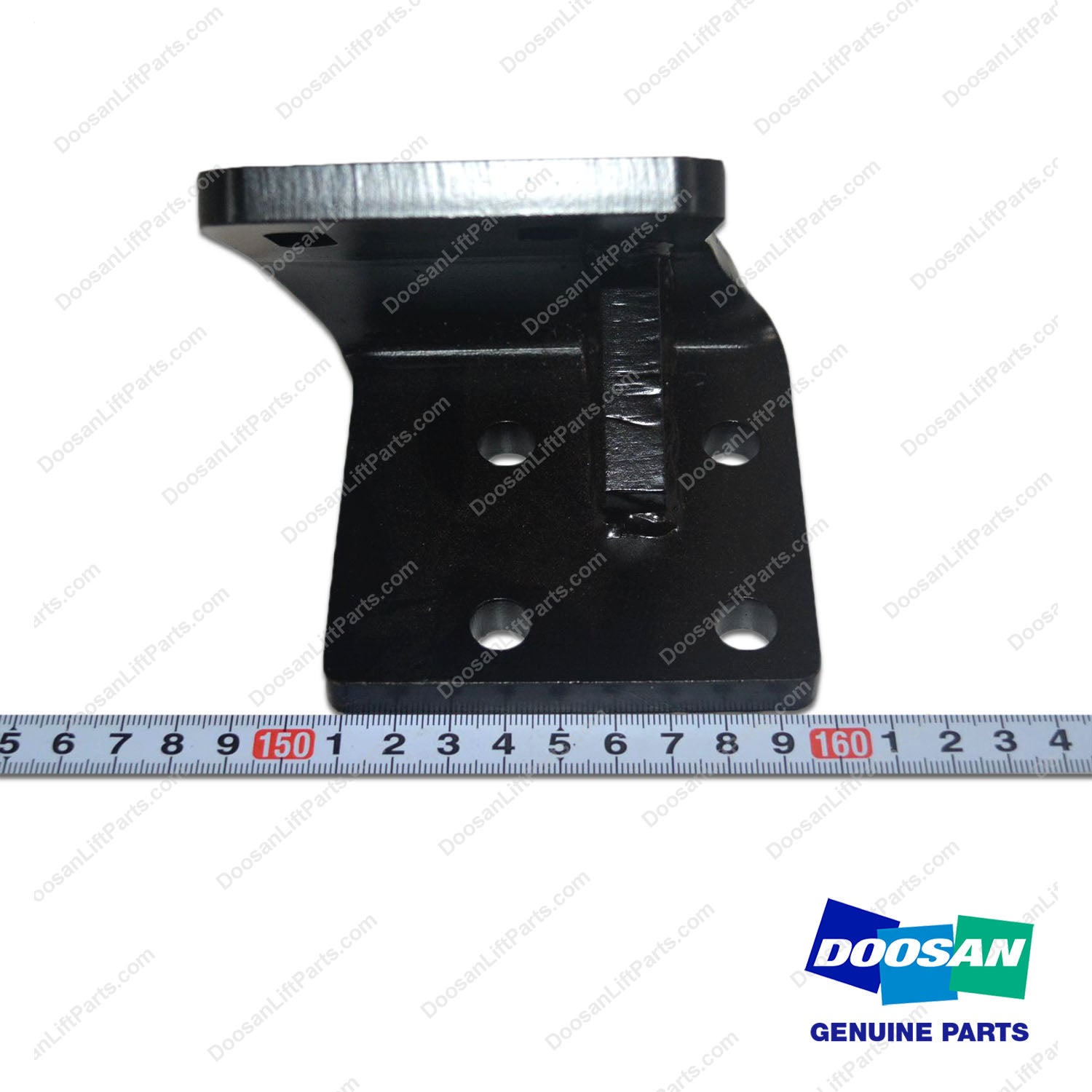 Bracket;engine;rh - Doosan Forklift Part A402430