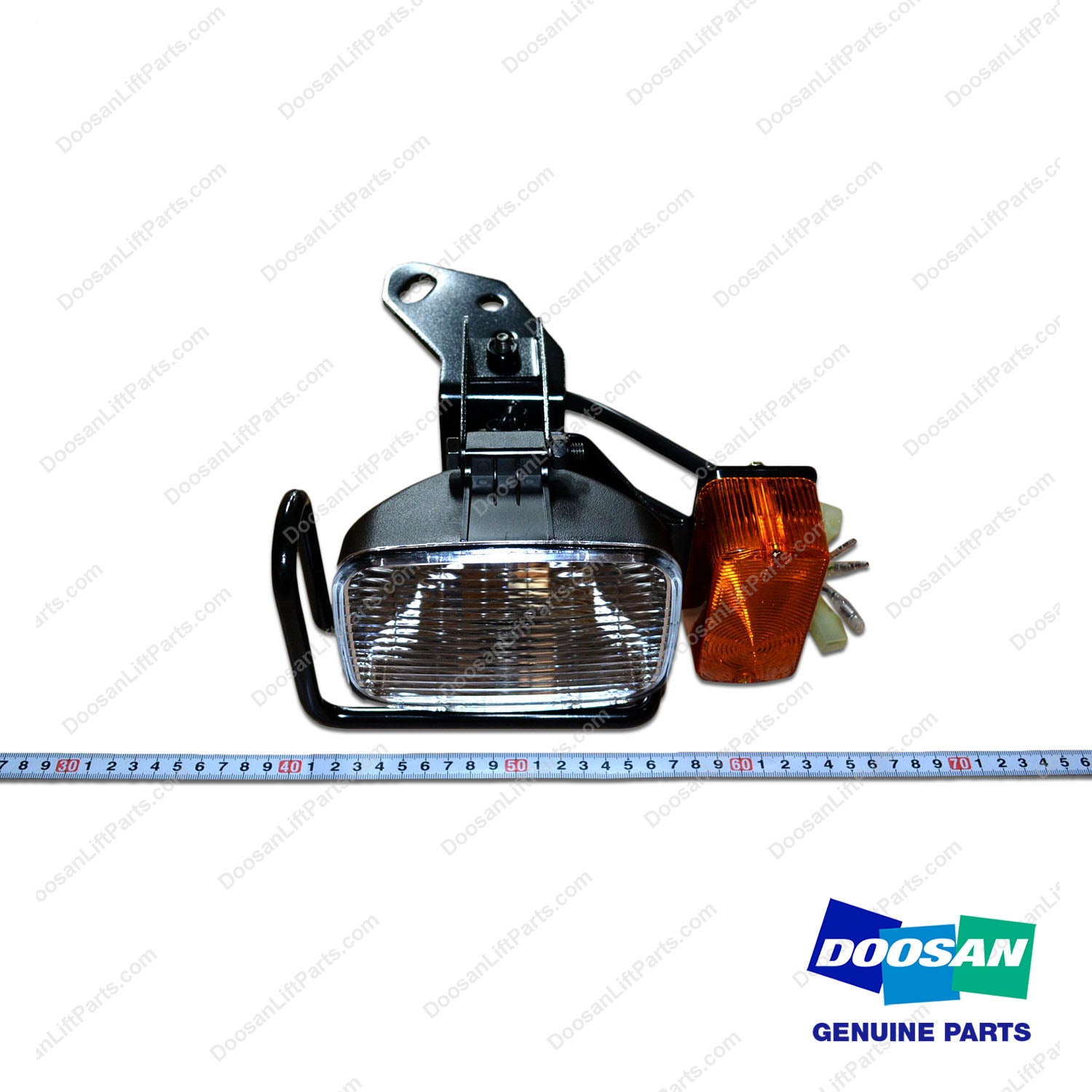 Lamp ASSY,Head (Halogen)-RH - Doosan Forklift Part A402632