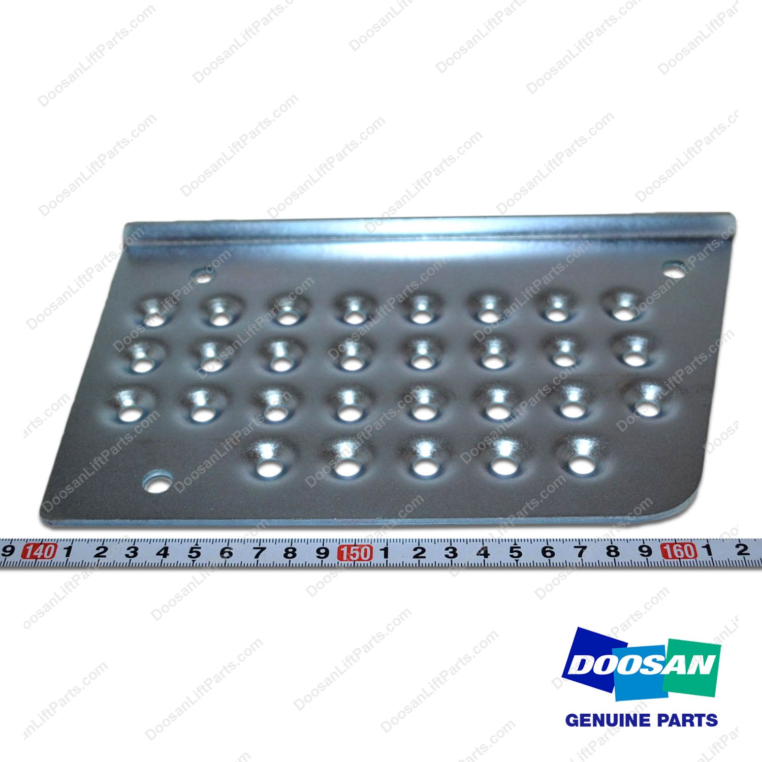 Plate,Step;left - Doosan Forklift Part A402917