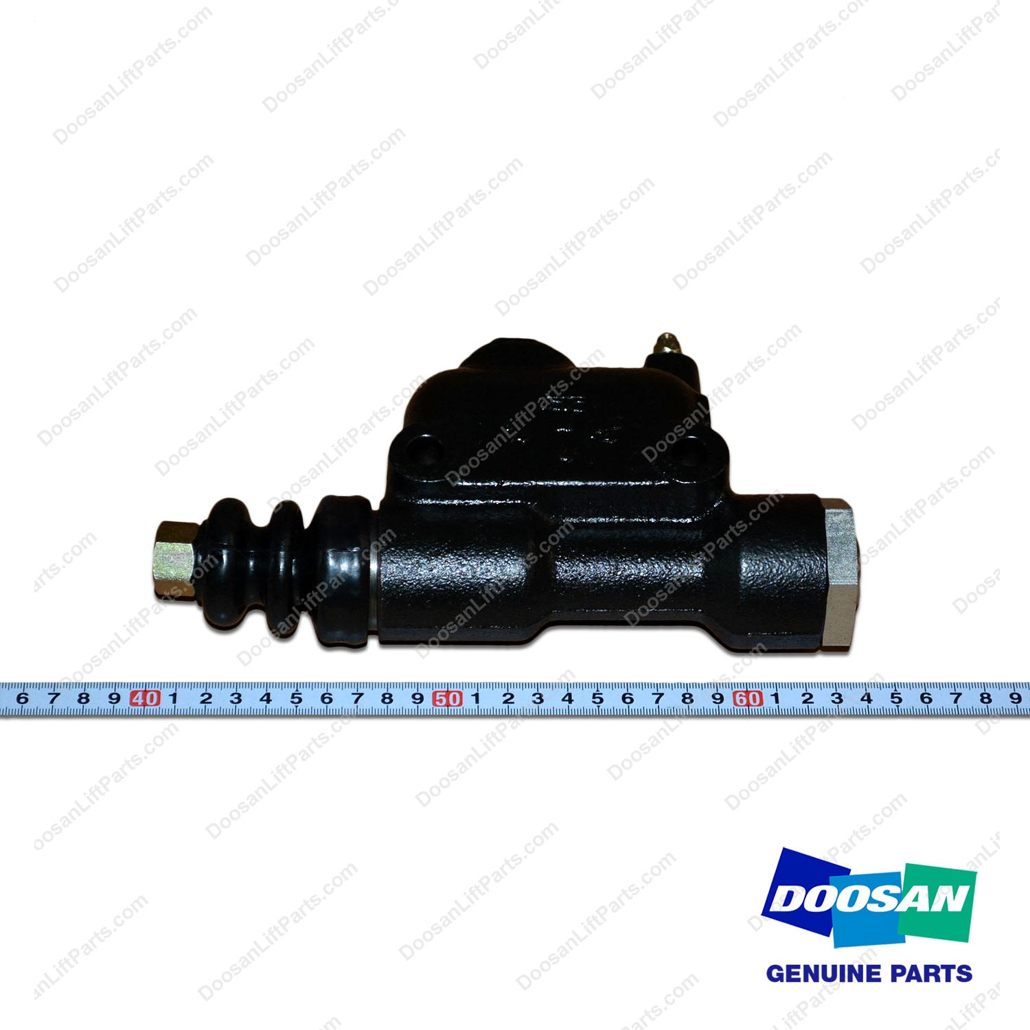 Cylinder,Master - Doosan Forklift Part D295017