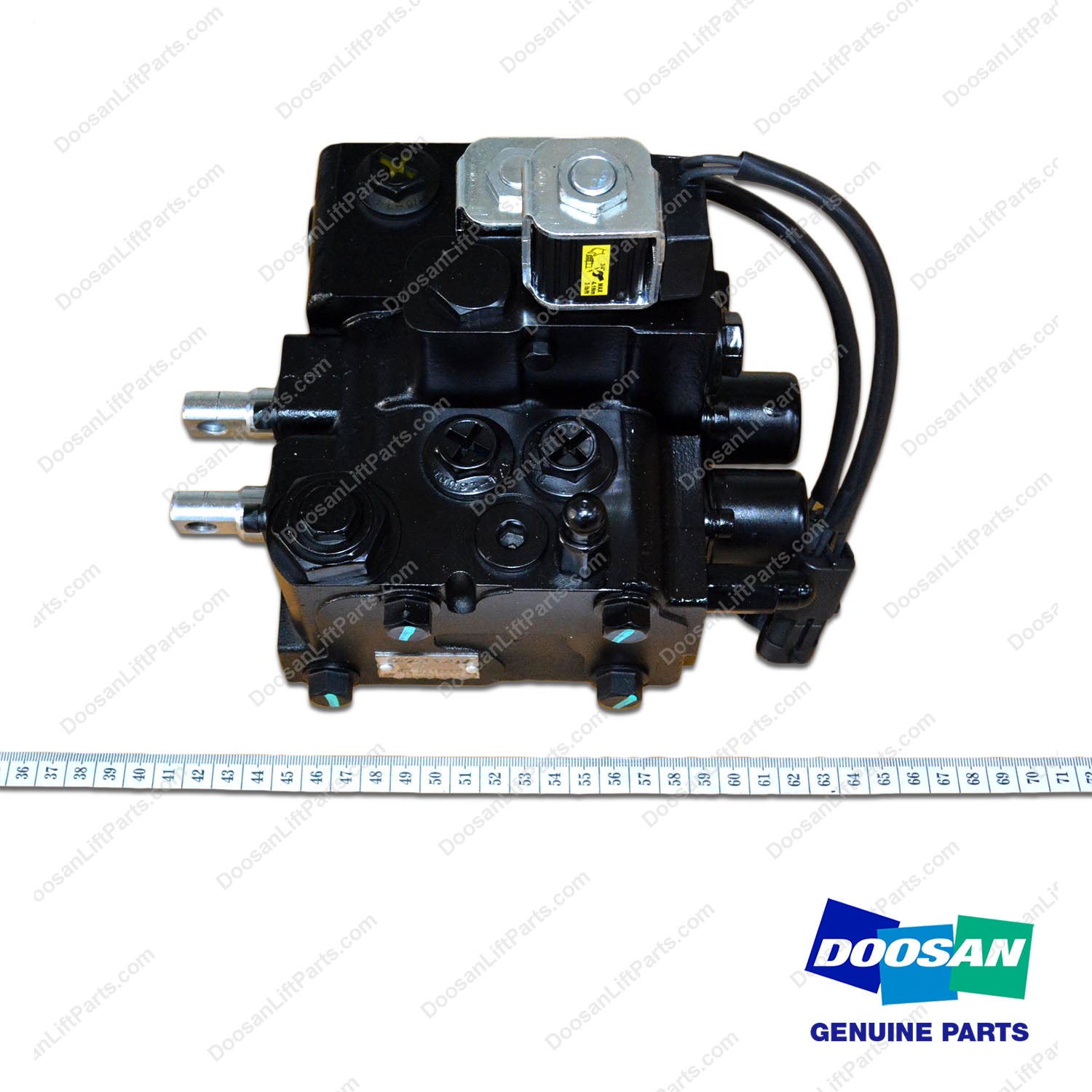 Valve ASSY,CONTROL;2S,D25S - Doosan Forklift Part D518009