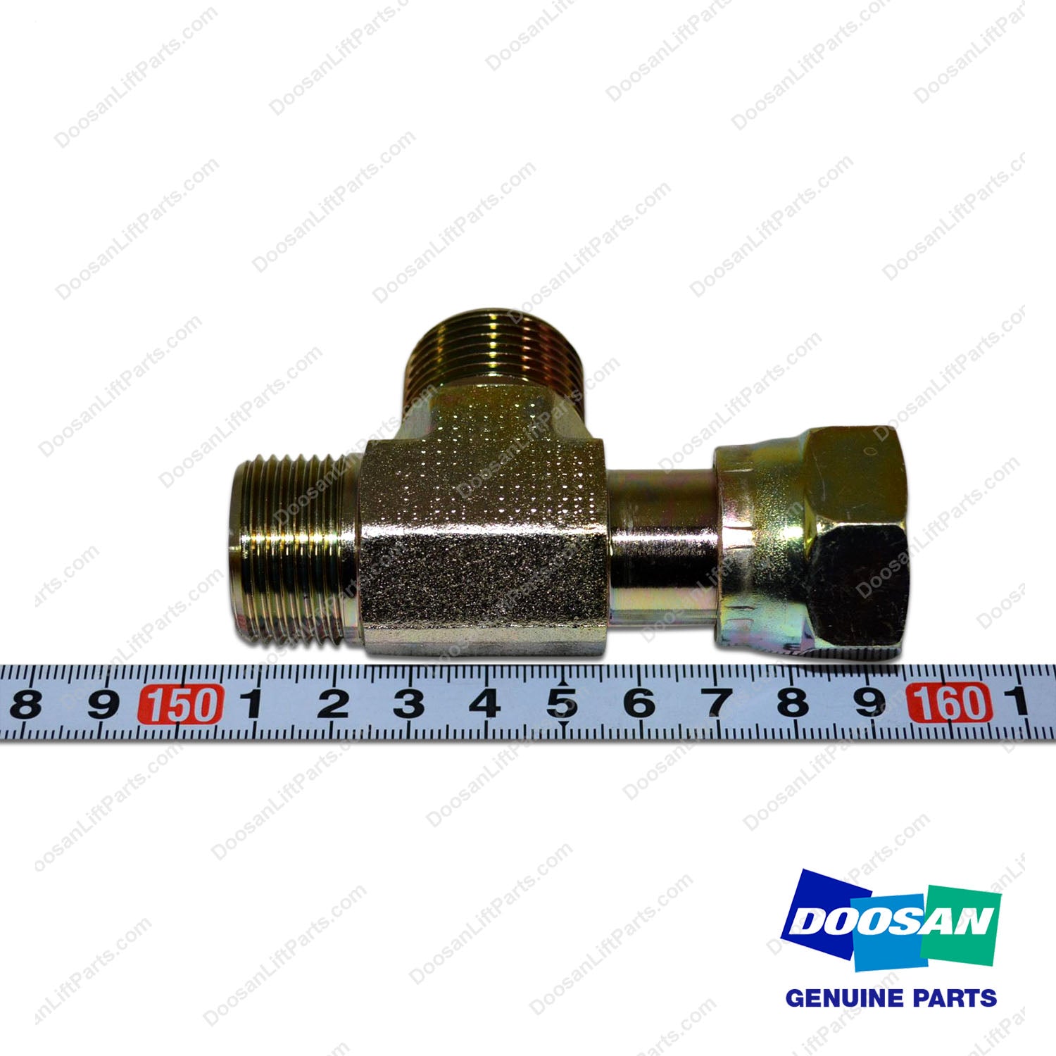 Tee - Doosan Forklift Part D908035
