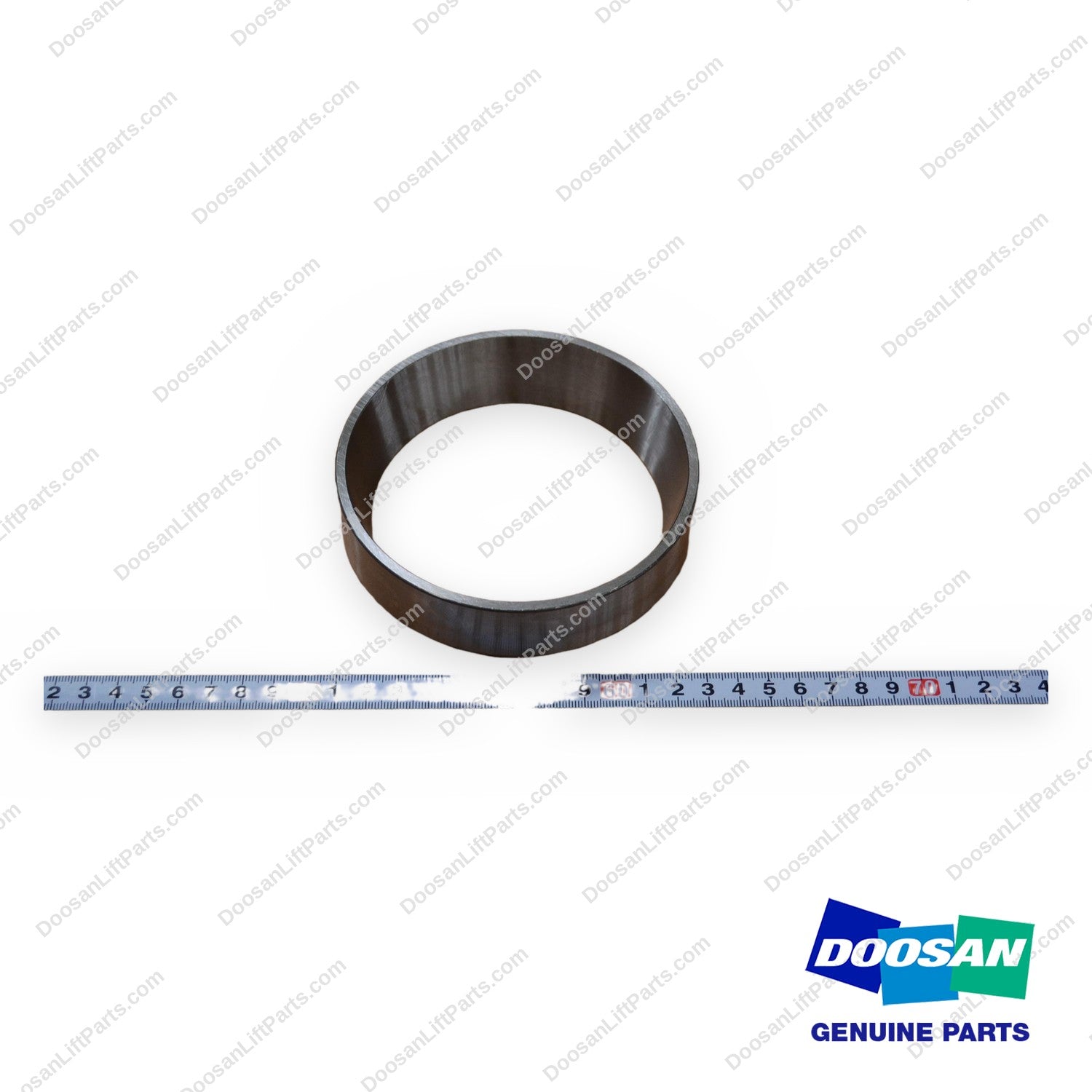 K6H3568 - Bearing Cup - OEM Doosan Daewoo Bobcat