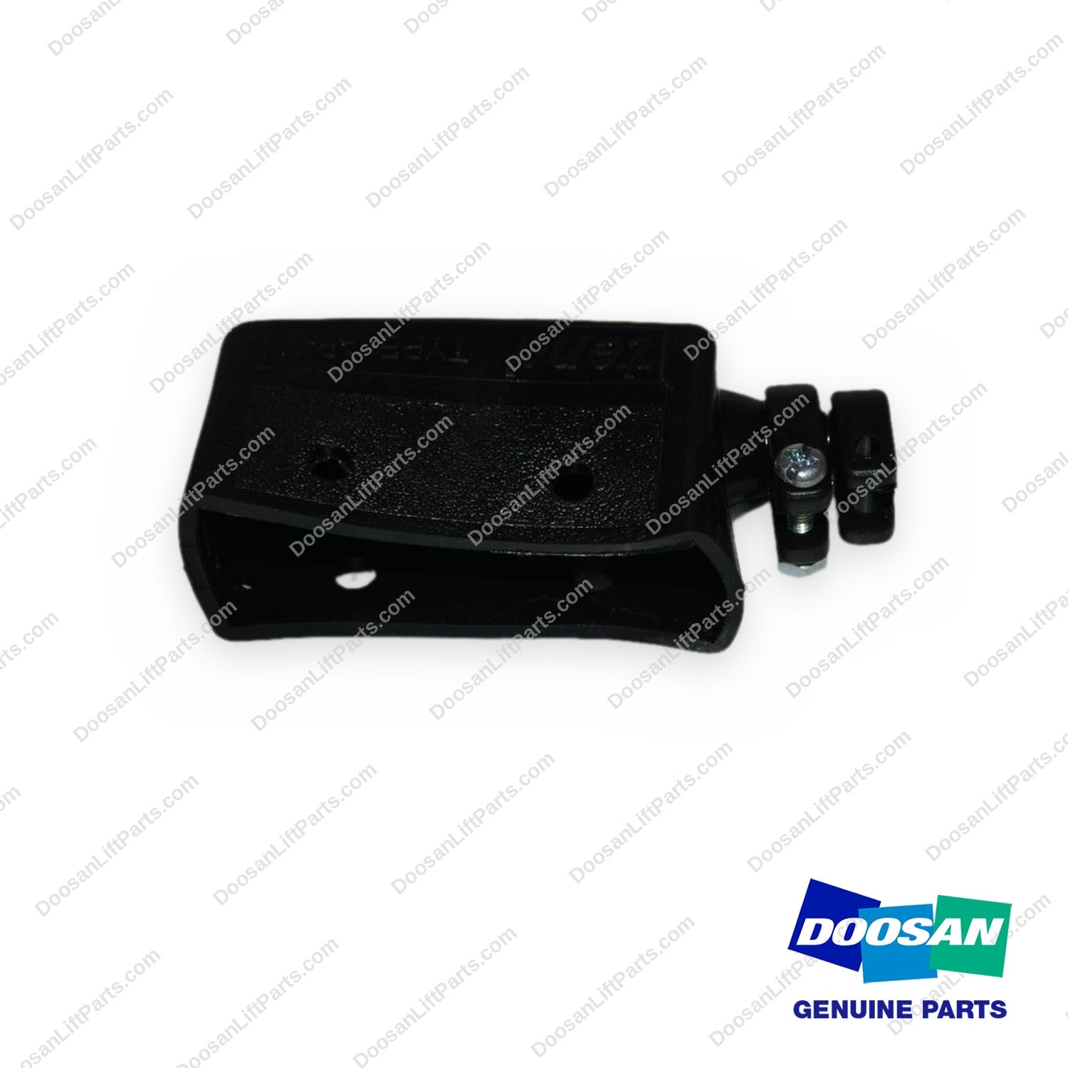 NR22-00010 - Rubber Sleeve - OEM Doosan Daewoo Bobcat