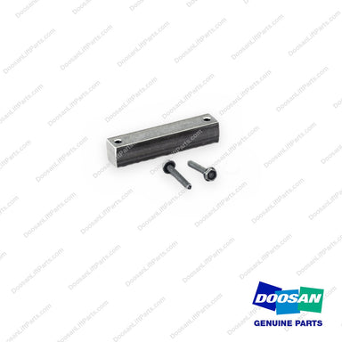 P165984 - Block Assembly - OEM Doosan Daewoo Bobcat